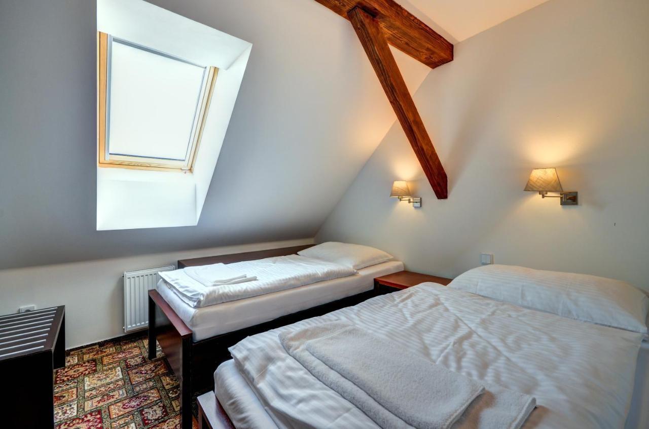 Hotel Zamek Valec Vladislav Экстерьер фото